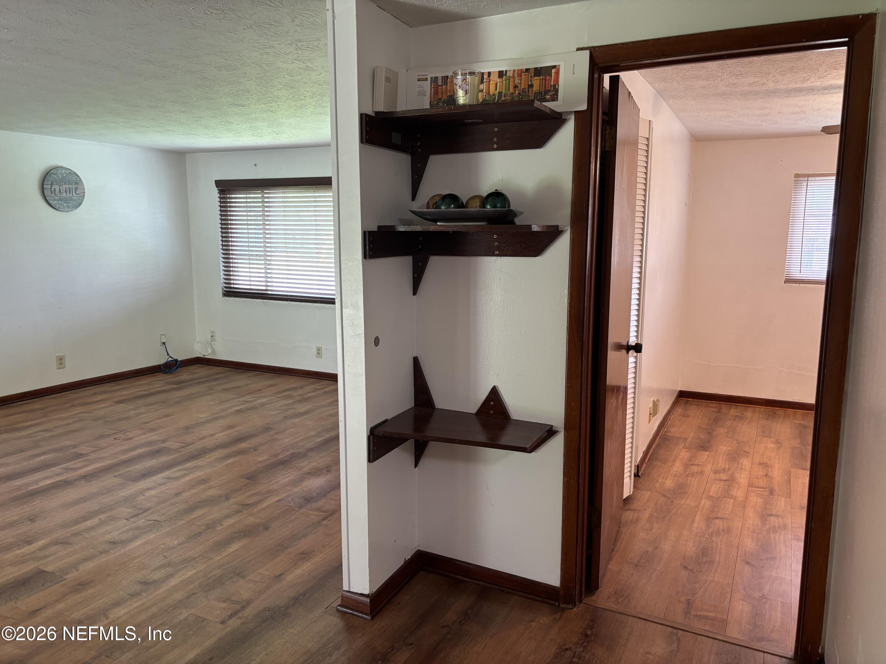 1644 Lessard Circle Jacksonville, FL 32208 - Photo 11 of 26 View L/R PB