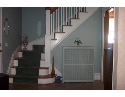 19 Adams Avenue Everett, MA 02149 - Photo 11 of 18
