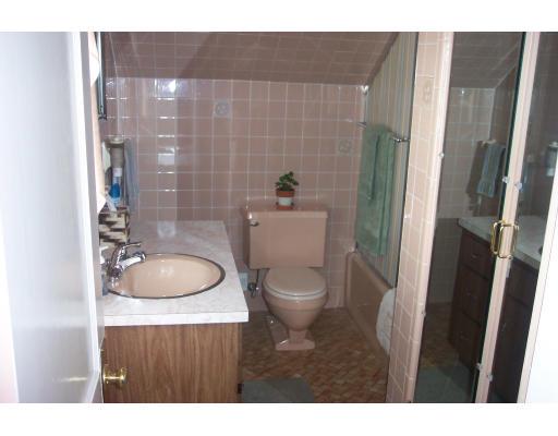 19 Adams Avenue Everett, MA 02149 - Photo 13 of 18