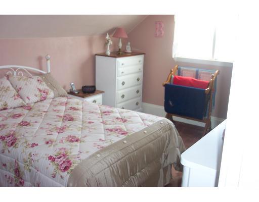 19 Adams Avenue Everett, MA 02149 - Photo 15 of 18