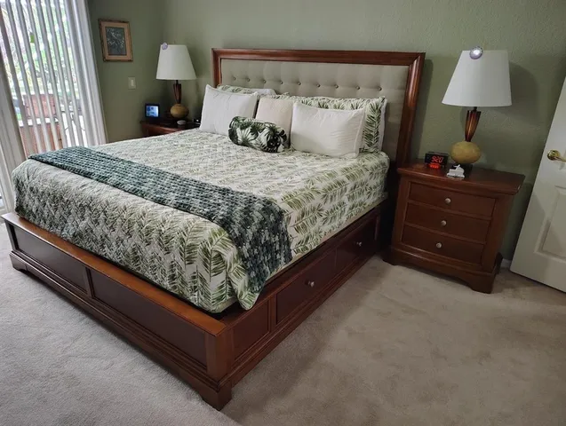 $419,900 | 5423 Place Lake Drive, Fort Pierce, FL 34951