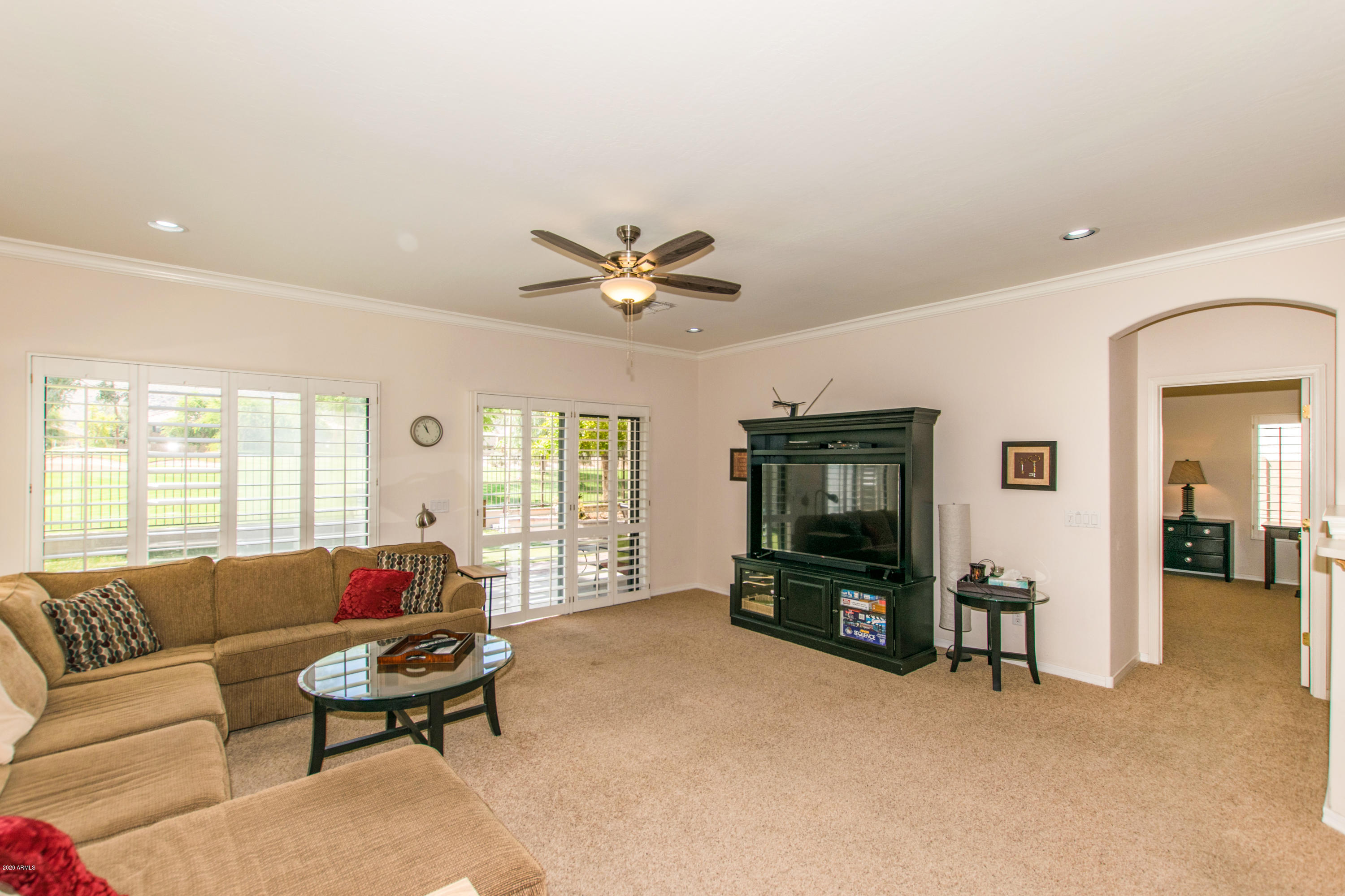3023 East Fremont Road Phoenix, AZ 85042 - Photo 7 of 32 07 Family Room