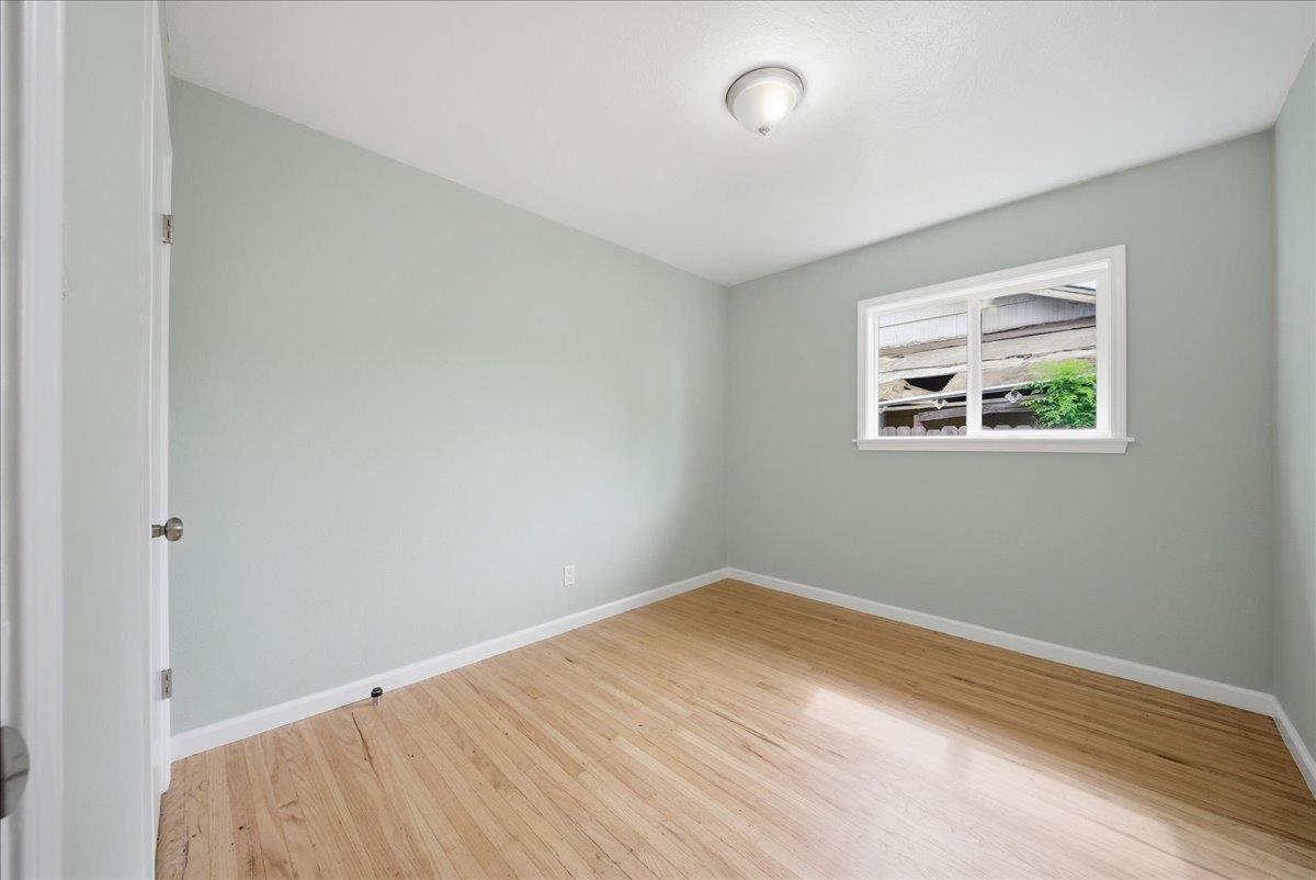 2509 Ganzan Way Rancho Cordova, CA 95670 - Photo 16 of 33 an empty room with a window