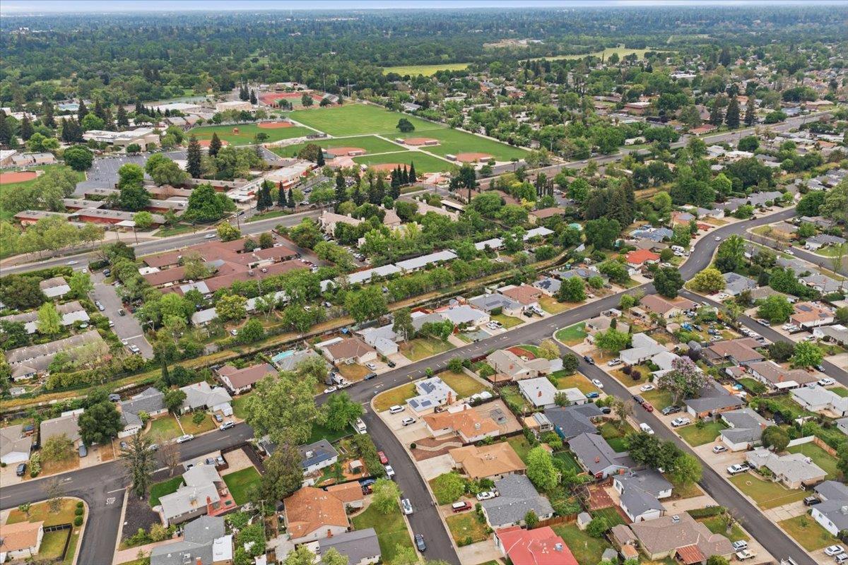 2509 Ganzan Way Rancho Cordova, CA 95670 - Photo 30 of 33 an aerial view of residential houses with city view