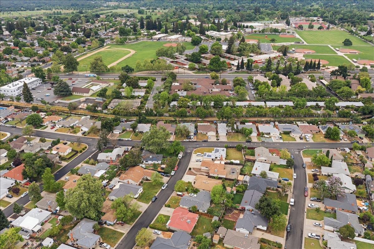 2509 Ganzan Way Rancho Cordova, CA 95670 - Photo 31 of 33 an aerial view of residential houses with outdoor space