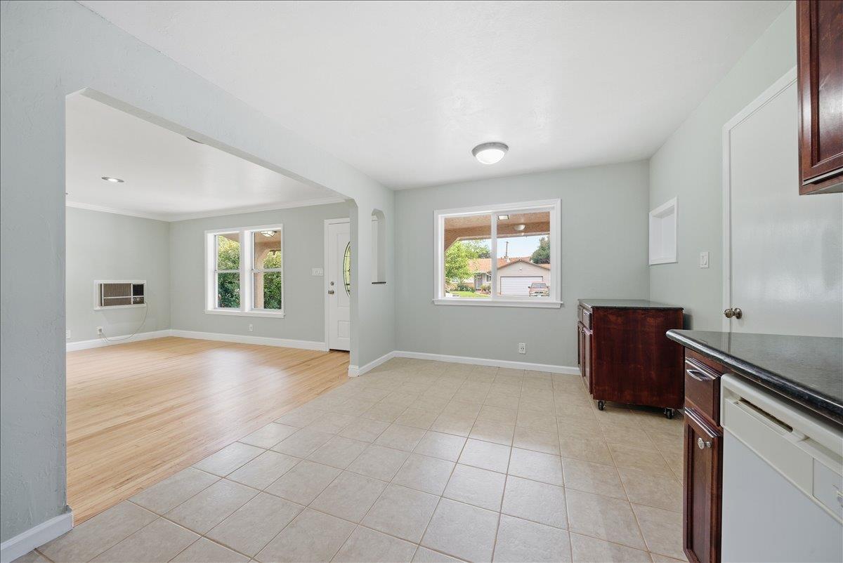 2509 Ganzan Way Rancho Cordova, CA 95670 - Photo 10 of 33 a view of an empty room with a window