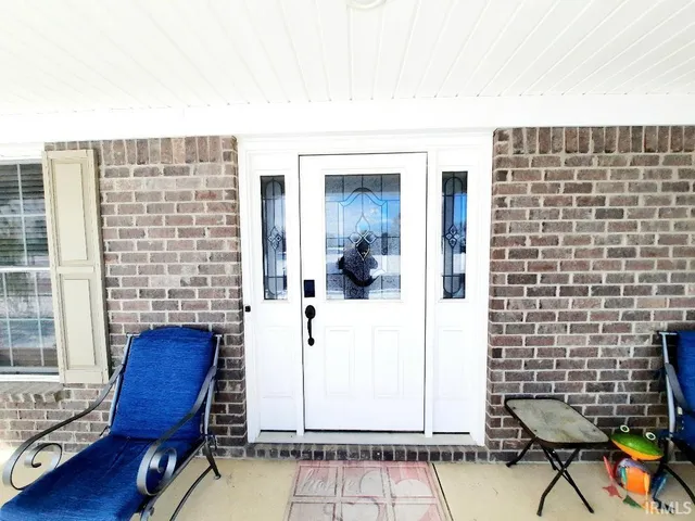 $359,900 | 1817 North Lake Forest Drive, Yorktown, IN 47396