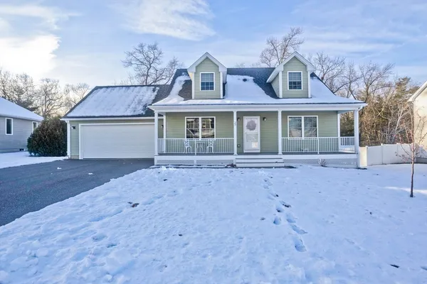 $575,000 | 23 Daisy Lane, Ludlow, MA 01056
