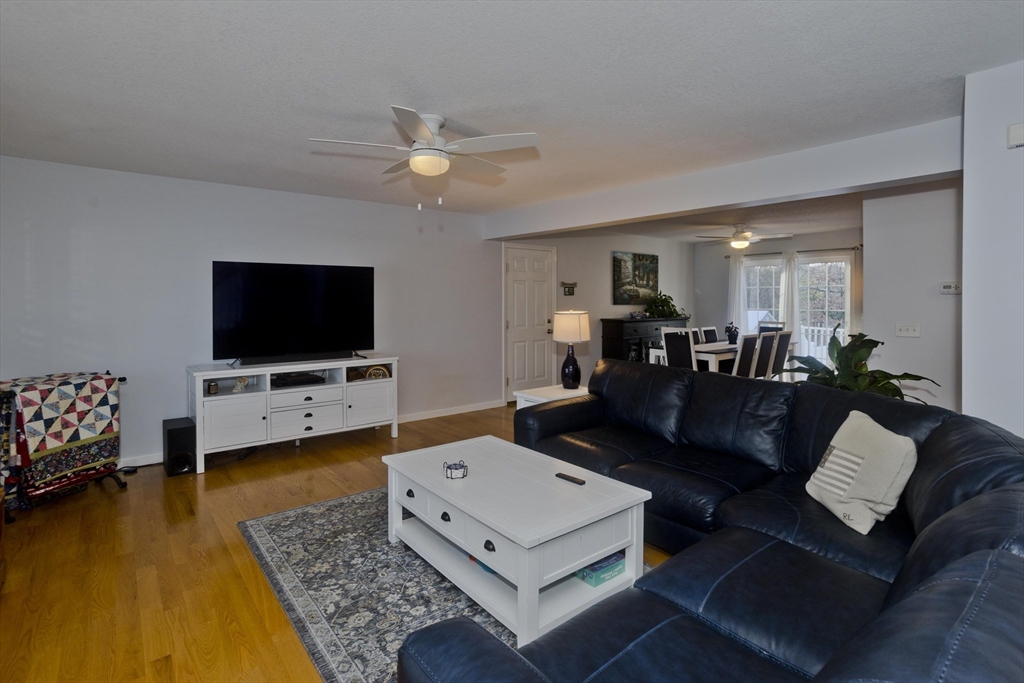 23 Daisy Lane Ludlow, MA 01056 - Photo 11 of 42