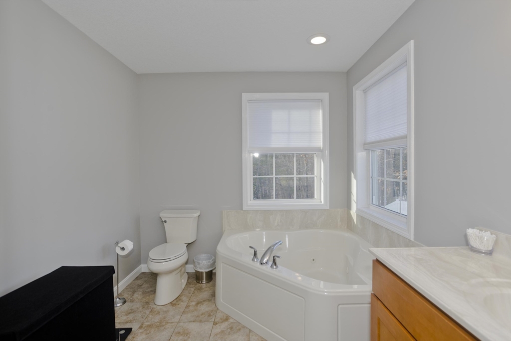 23 Daisy Lane Ludlow, MA 01056 - Photo 21 of 42