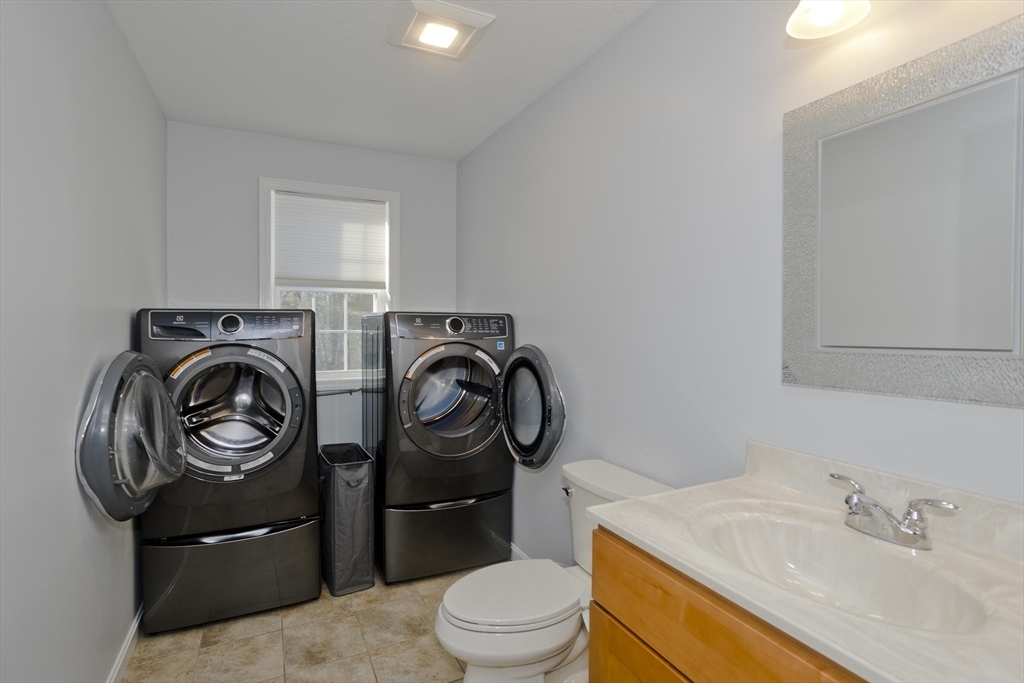 23 Daisy Lane Ludlow, MA 01056 - Photo 22 of 42