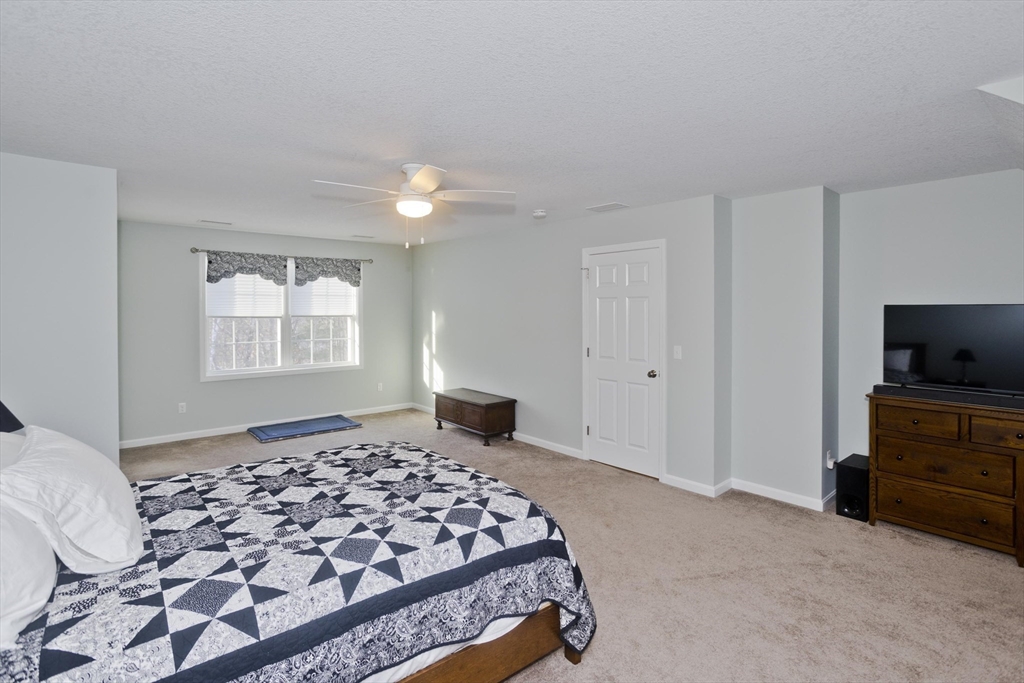 23 Daisy Lane Ludlow, MA 01056 - Photo 29 of 42