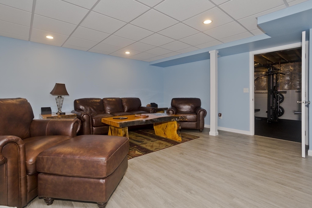 23 Daisy Lane Ludlow, MA 01056 - Photo 33 of 42