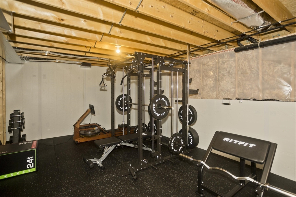 23 Daisy Lane Ludlow, MA 01056 - Photo 35 of 42