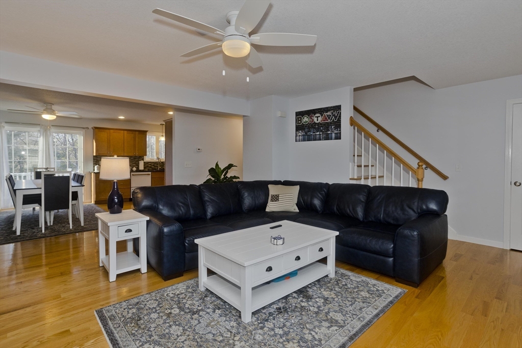 23 Daisy Lane Ludlow, MA 01056 - Photo 10 of 42