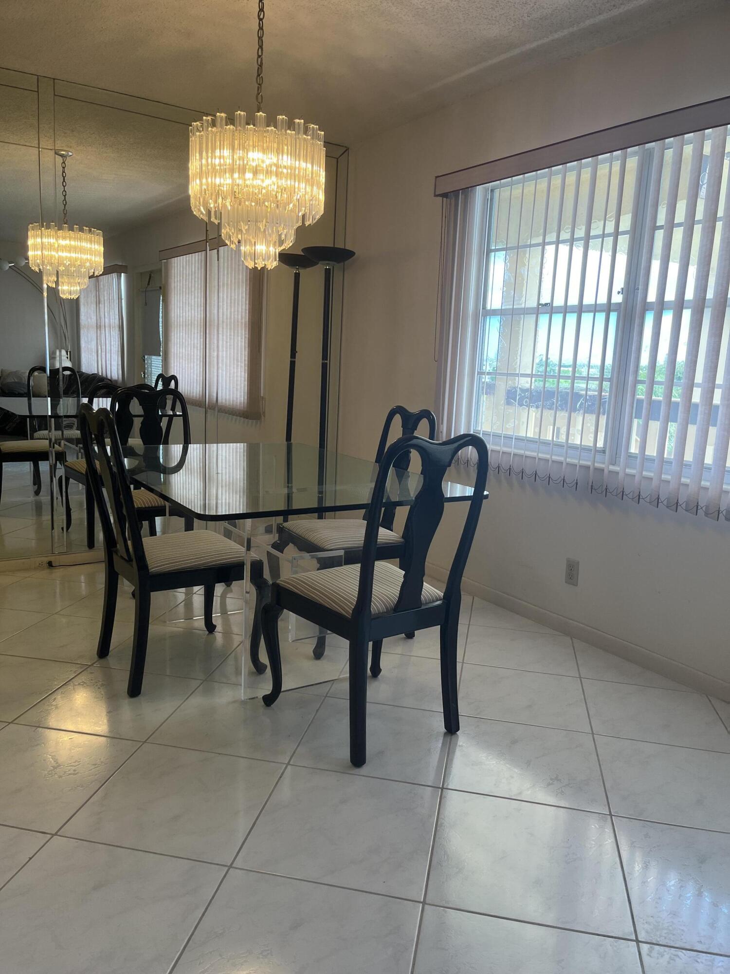 4063 Wolverton East Boca Raton, FL 33434 - Photo 5 of 16 4063 w 015