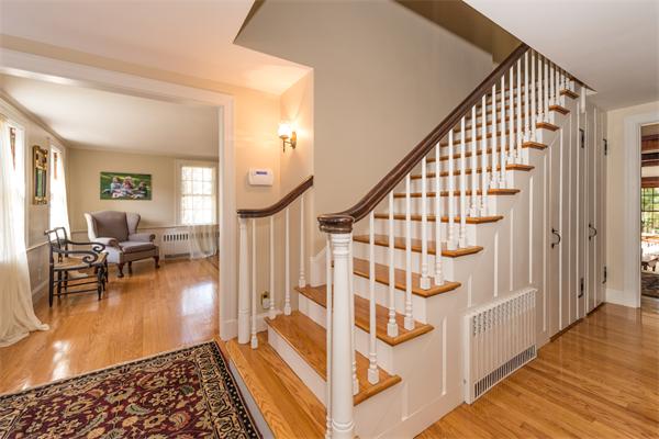 32 Lawson Road Scituate, MA 02066 - Photo 2 of 26 Gallery Image 2