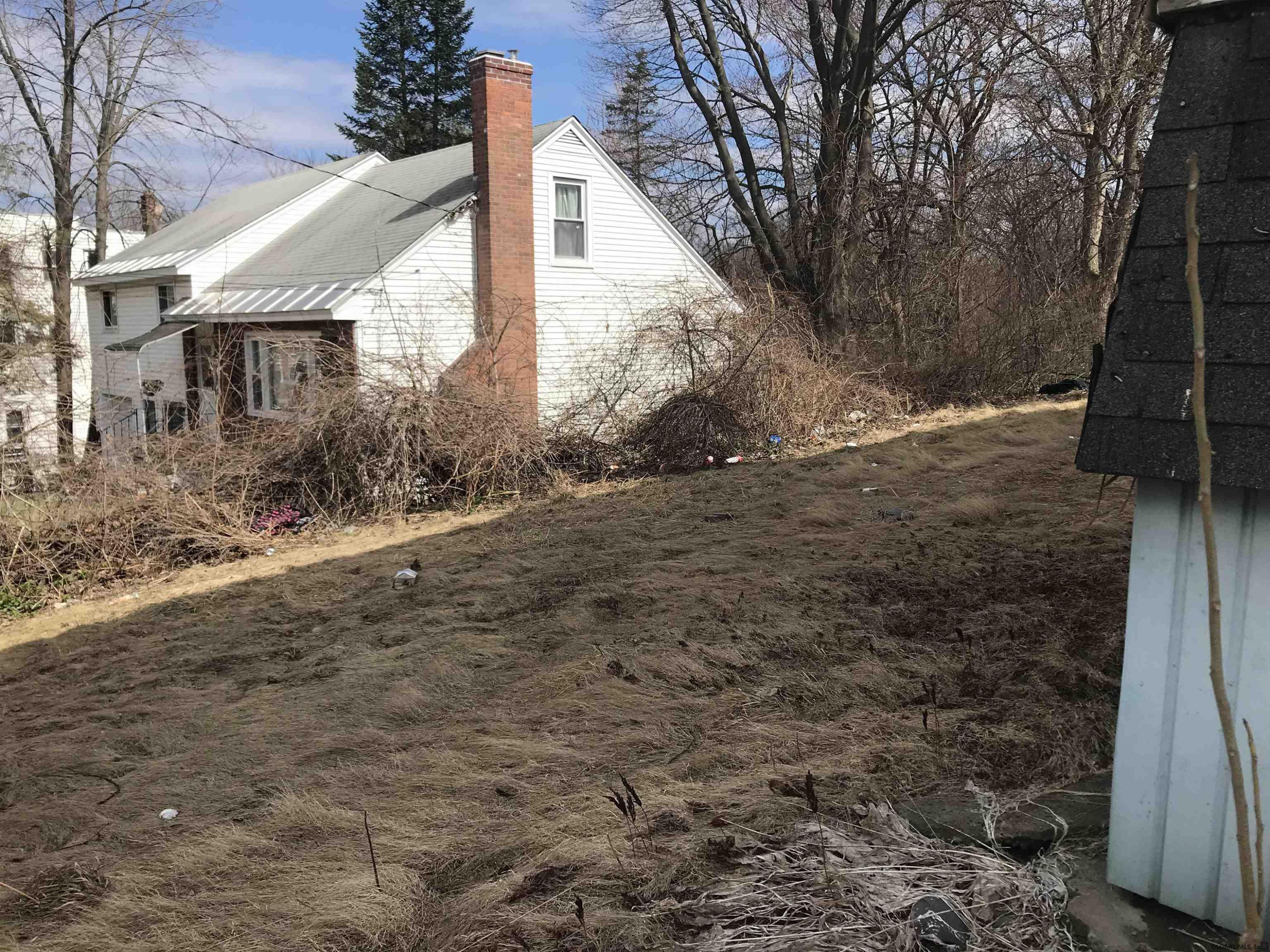633 Lansing Street Schenectady, NY 12303 - Photo 5 of 10 Photo 6