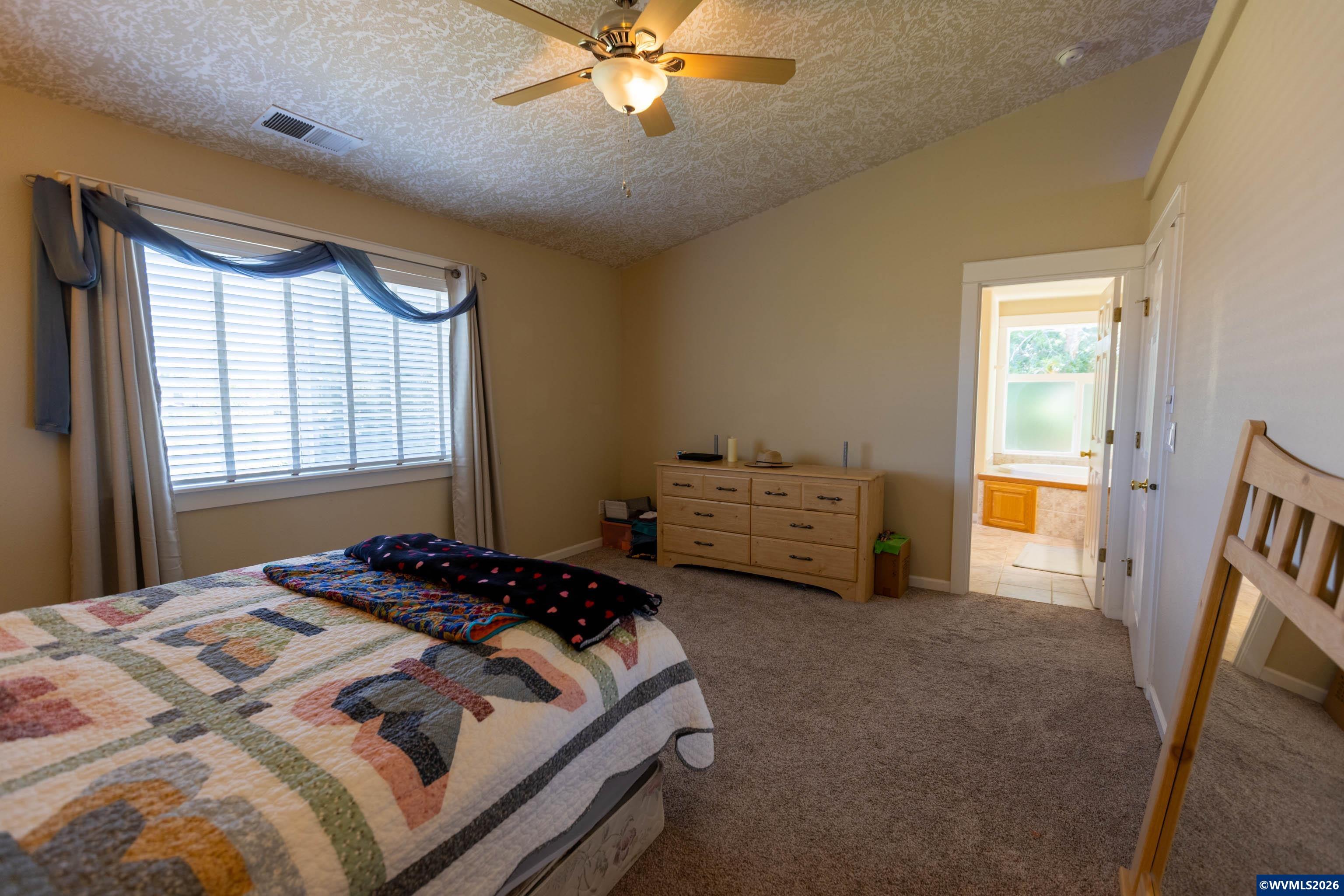 4775 Mehama Loop Northeast Salem, OR 97305 - Photo 35 of 50