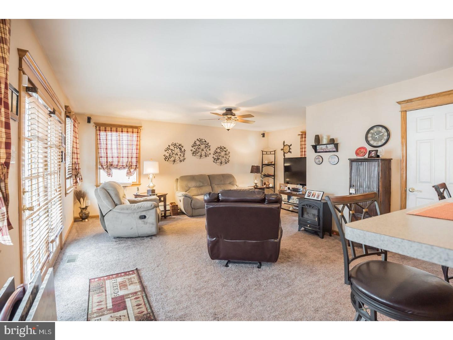 527 Nicholson Road Gloucester City, NJ 08030 - Photo 8 of 25
