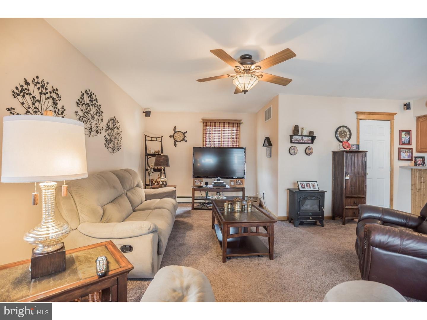 527 Nicholson Road Gloucester City, NJ 08030 - Photo 10 of 25