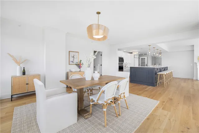 $699,000 | 1 Tower Drive, Unit 302, Portsmouth, RI 02871