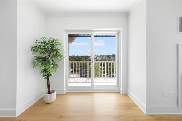 $699,000 | 1 Tower Drive, Unit 302, Portsmouth, RI 02871