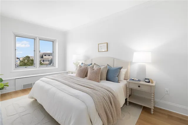 $699,000 | 1 Tower Drive, Unit 302, Portsmouth, RI 02871