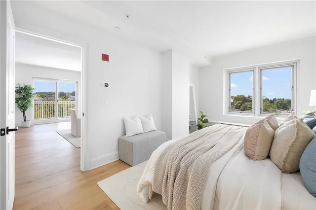 $699,000 | 1 Tower Drive, Unit 302, Portsmouth, RI 02871