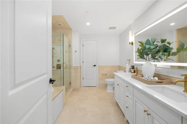 $699,000 | 1 Tower Drive, Unit 302, Portsmouth, RI 02871