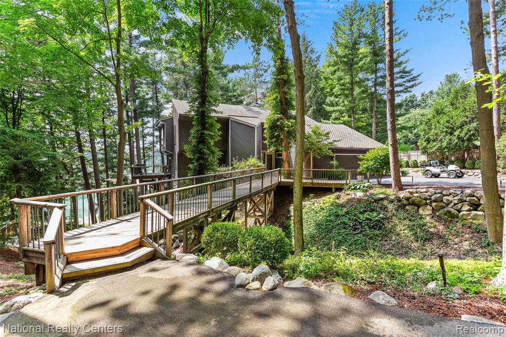 2191 Addaleen Road Highland, MI 48357 - Photo 51 of 81