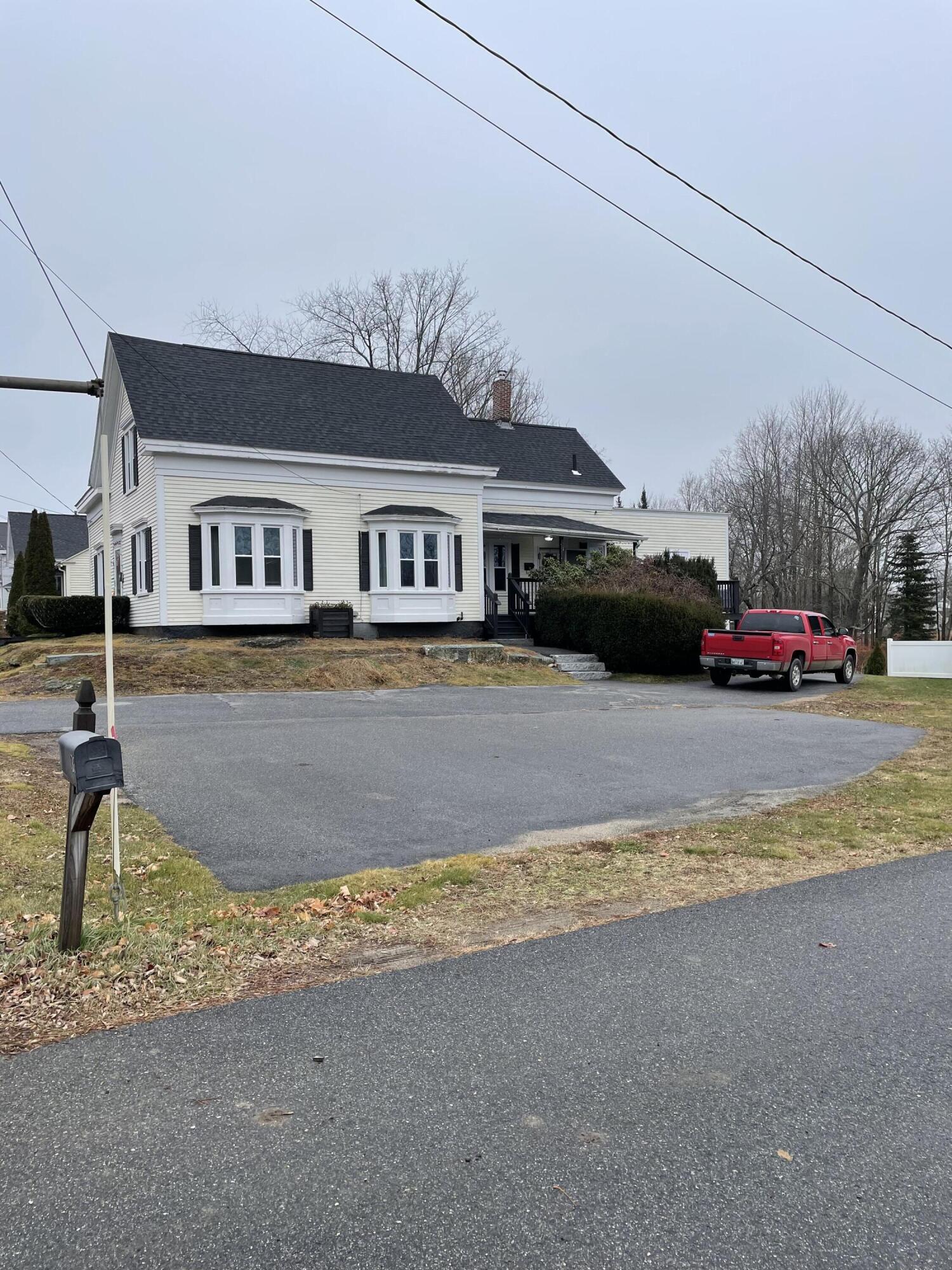 35 Maple Street Saco, ME 04072 - Photo 2 of 20 IMG_0954