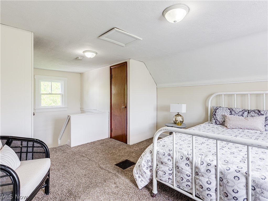 377 East Wilbeth Road Akron, OH 44301 - Photo 20 of 25 Bedroom featuring carpet