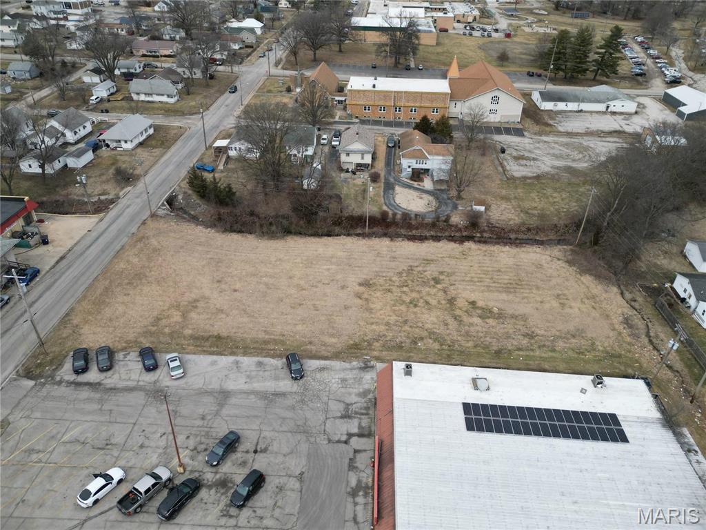 1131 Rountree Street Hillsboro, IL 62049 - Photo 3 of 12