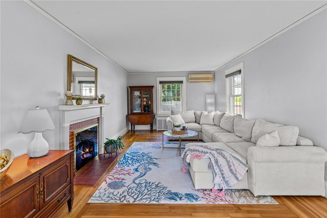 $415,000 | 21 Earlham Way, Warwick, RI 02886