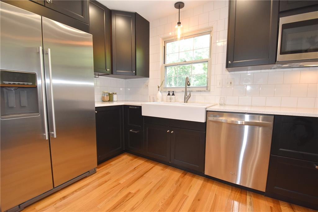 215 Farmington Road Pittsburgh, PA 15215 - Photo 17 of 45 Gallery Image 17