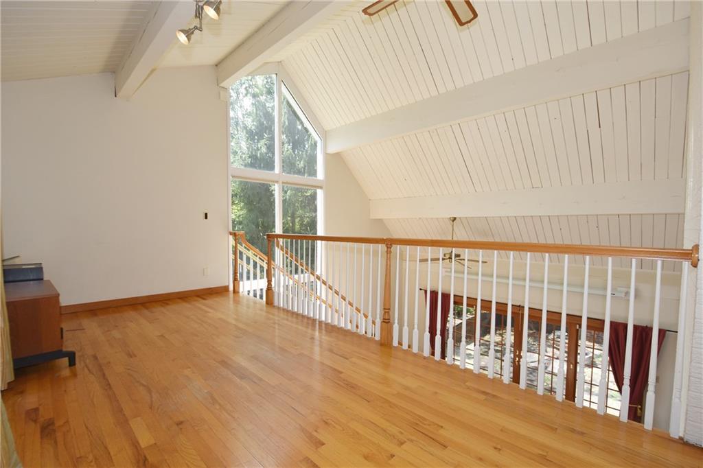 215 Farmington Road Pittsburgh, PA 15215 - Photo 19 of 45 Gallery Image 19