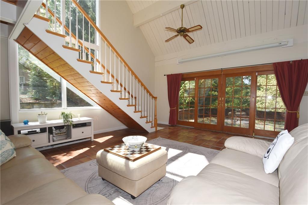 215 Farmington Road Pittsburgh, PA 15215 - Photo 26 of 45 Gallery Image 26