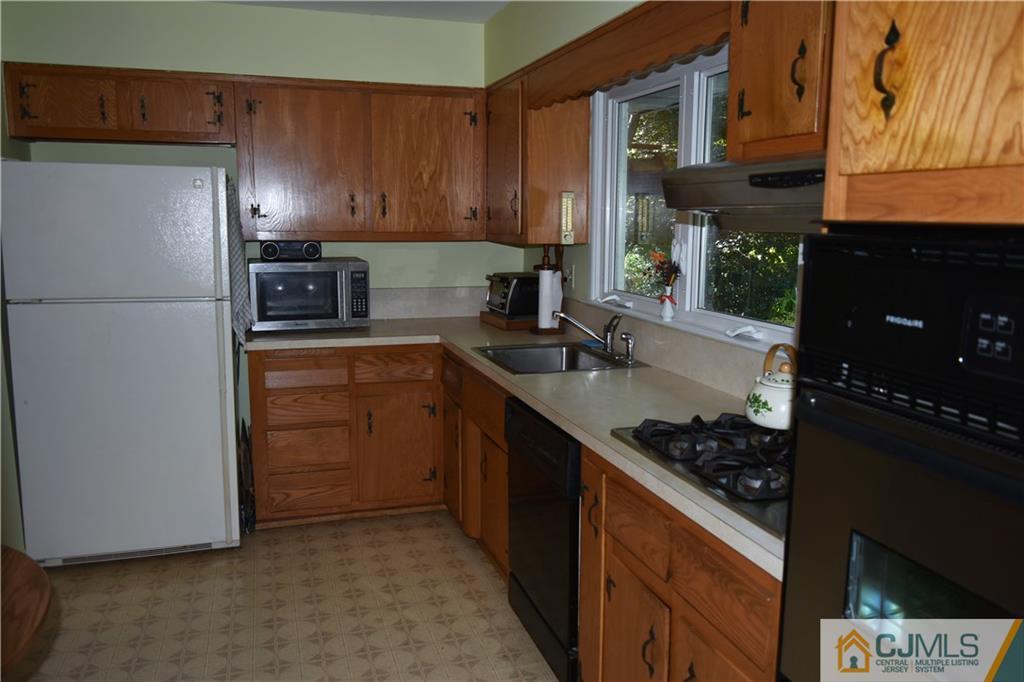 101 George Avenue Edison, NJ 08820 - Photo 7 of 19 Gallery Image 7