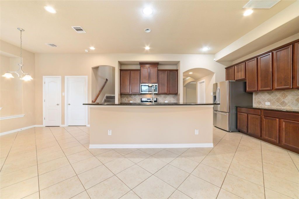 2051 Brodie Lane Conroe, TX 77301 - Photo 16 of 48