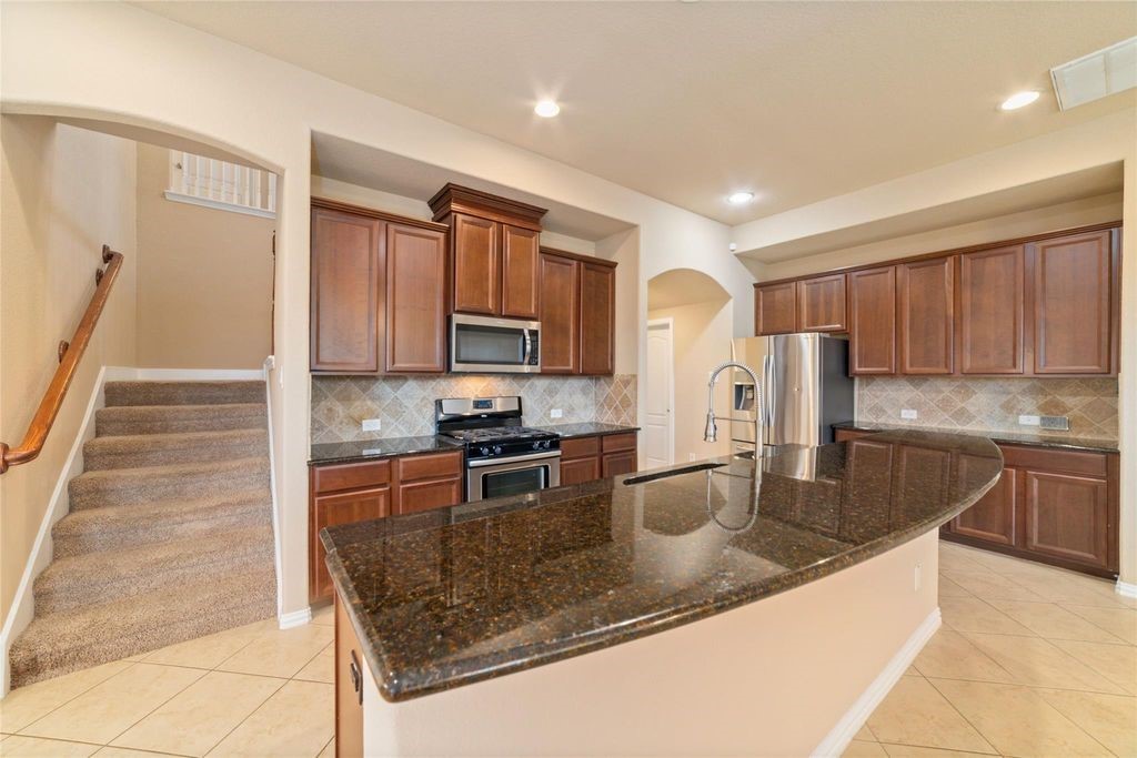 2051 Brodie Lane Conroe, TX 77301 - Photo 17 of 48