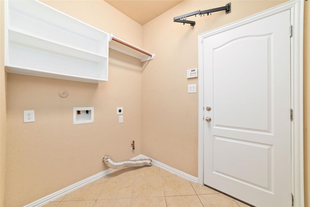 2051 Brodie Lane Conroe, TX 77301 - Photo 24 of 48