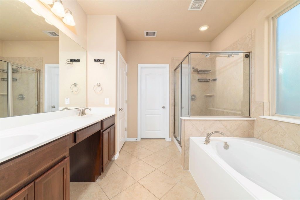 2051 Brodie Lane Conroe, TX 77301 - Photo 30 of 48