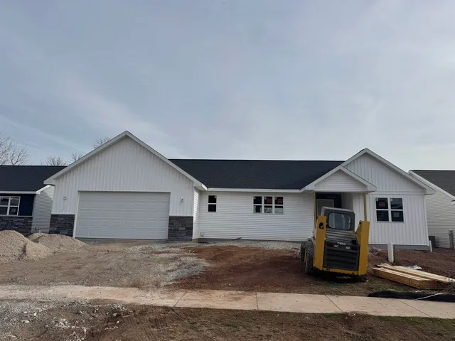 $442,500 | N9278 Constellation Drive, Appleton, WI 54915