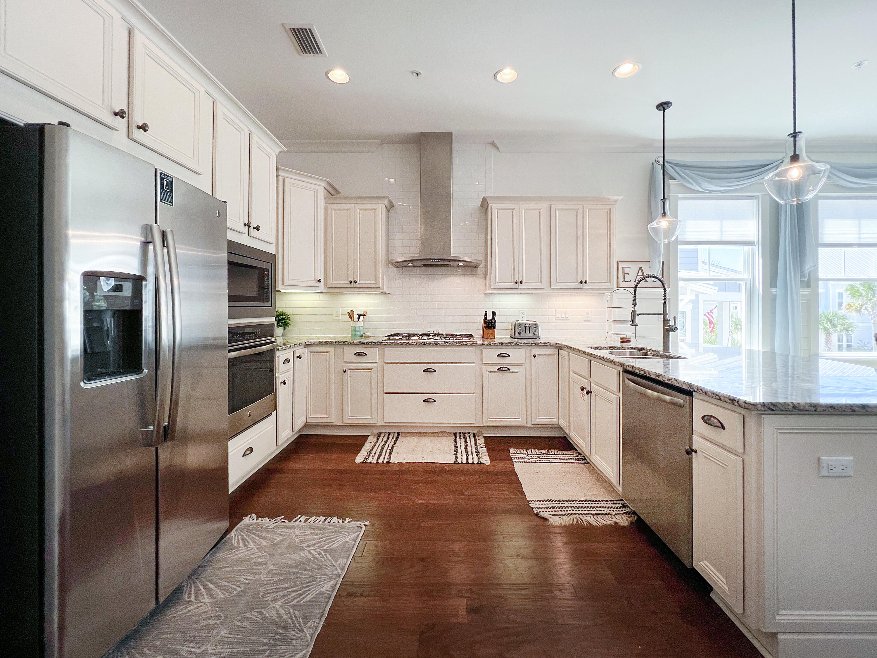 387 Gulfview Circle Santa Rosa Beach, FL 32459 - Photo 14 of 57 Kitchen