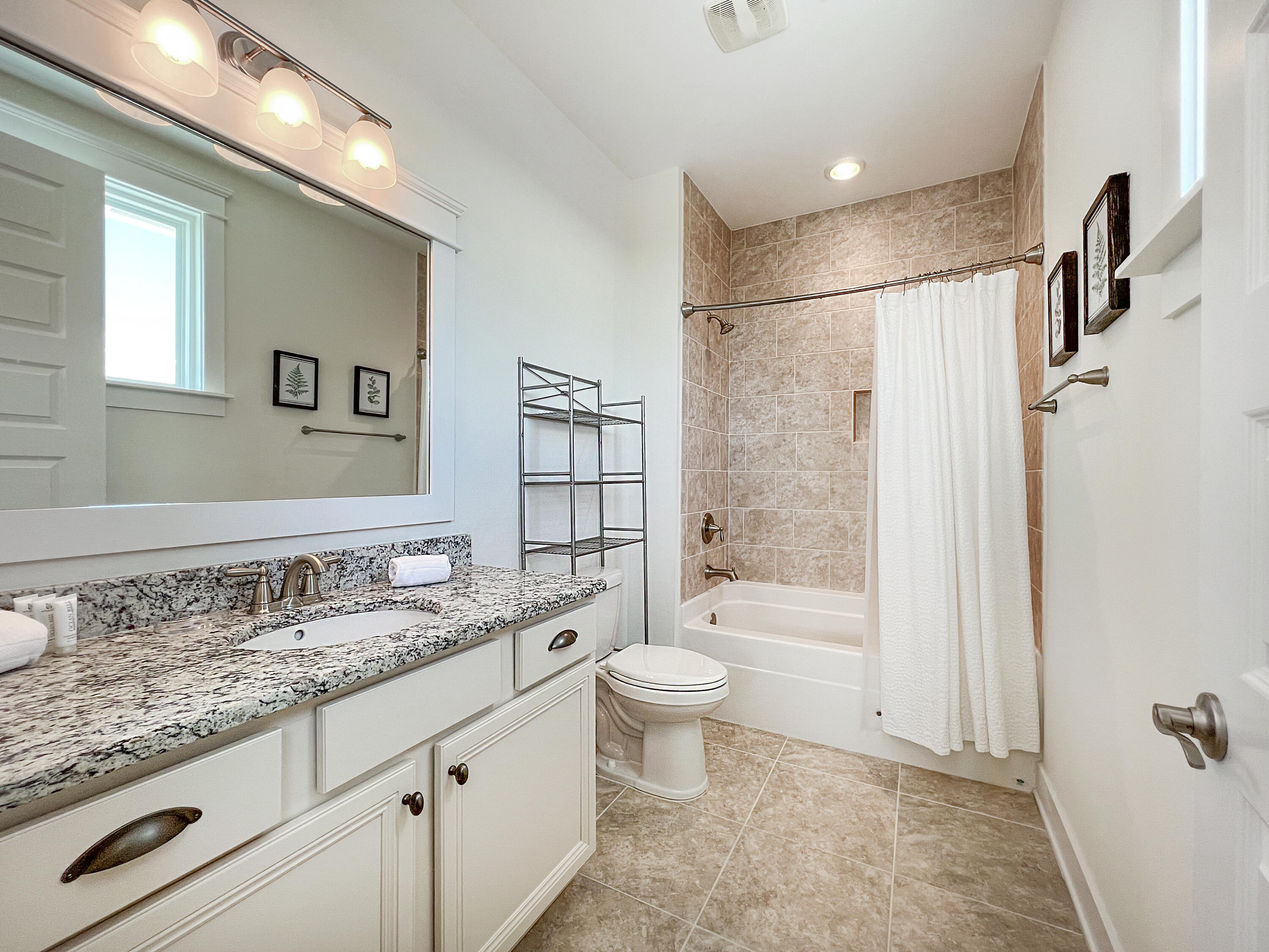 387 Gulfview Circle Santa Rosa Beach, FL 32459 - Photo 29 of 57 Guest Bath