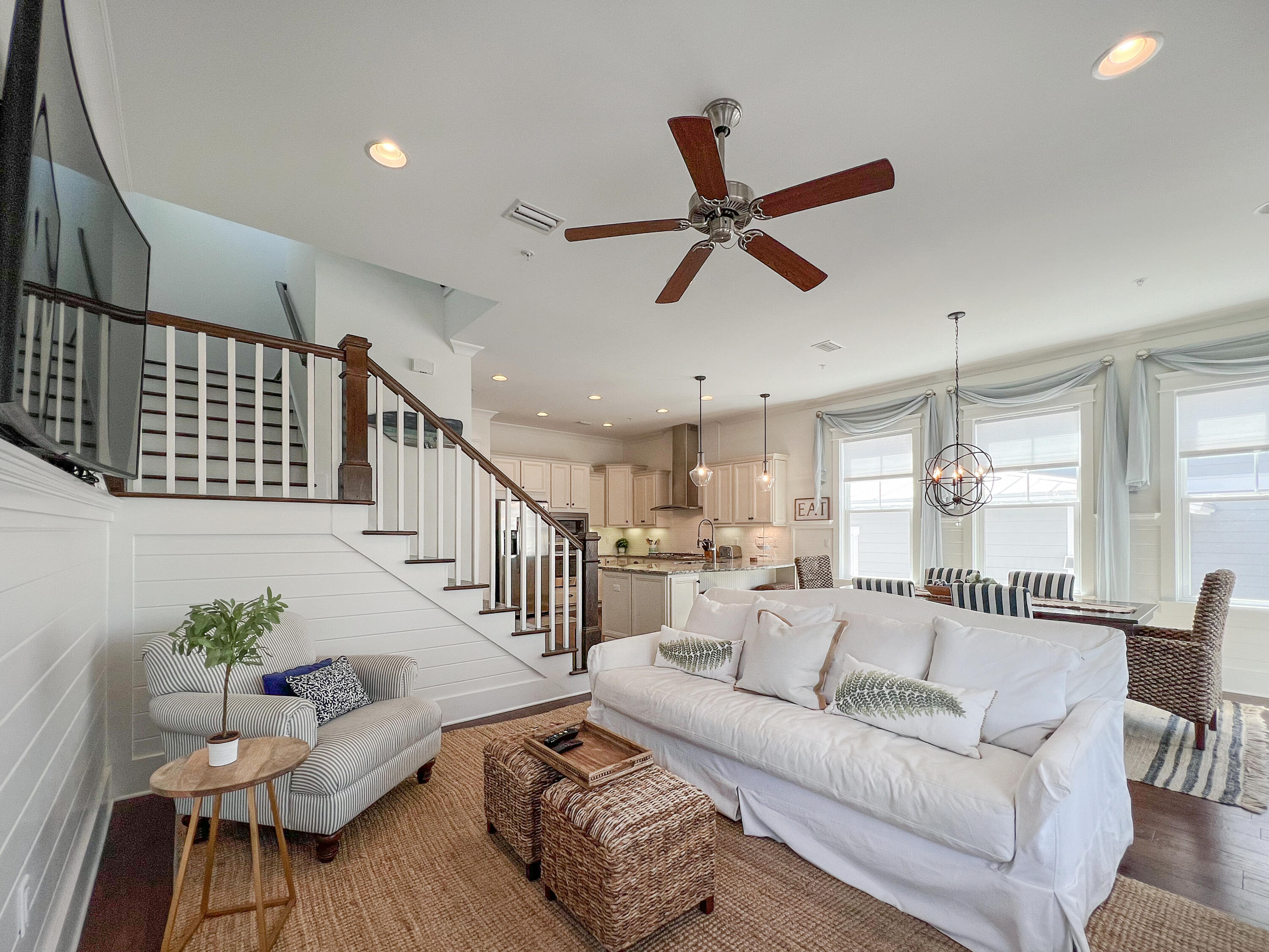 387 Gulfview Circle Santa Rosa Beach, FL 32459 - Photo 7 of 57 Living Area