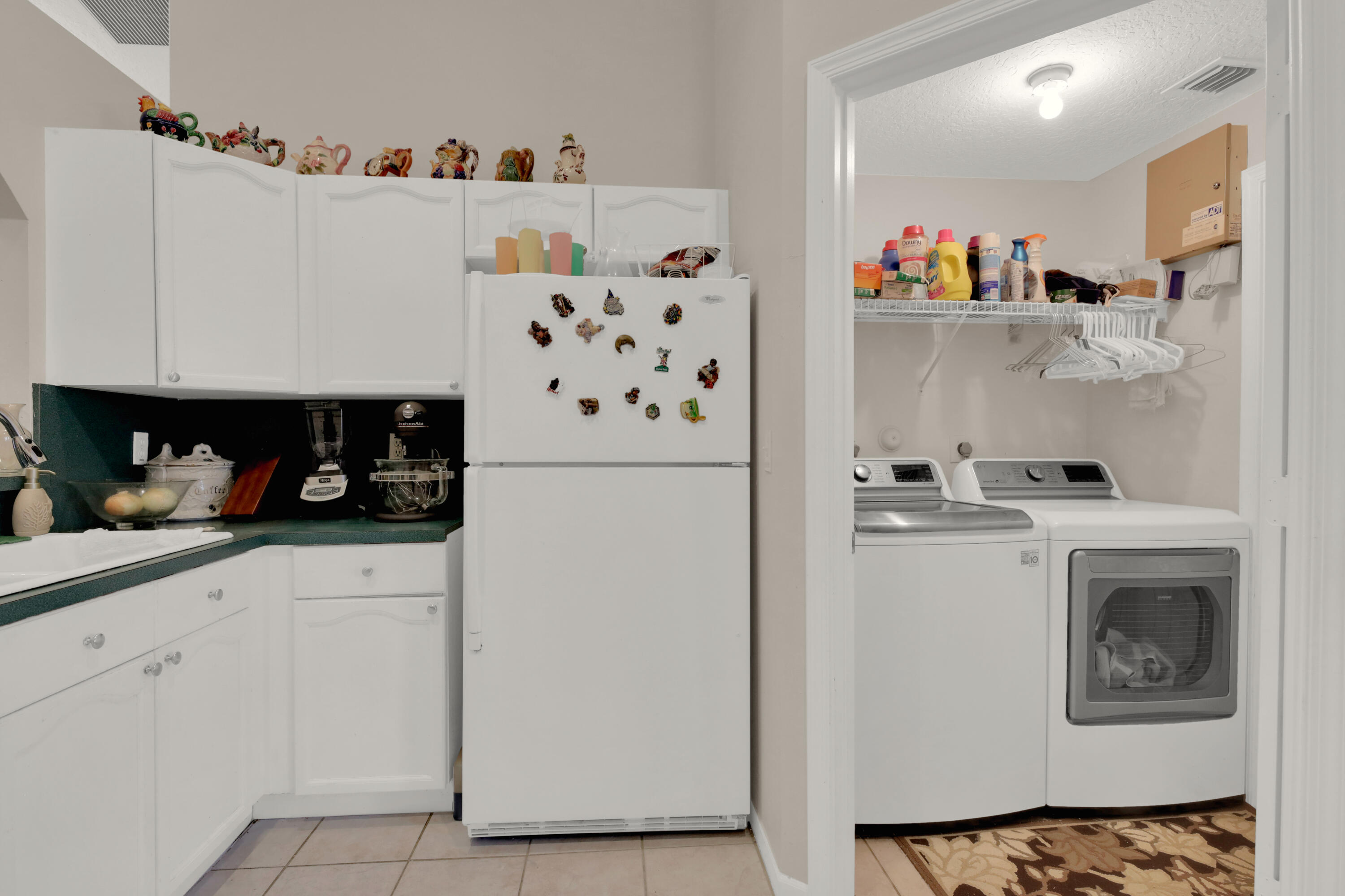 1868 Barnstable Road Wellington, FL 33414 - Photo 17 of 40 Kitchen / Laundry