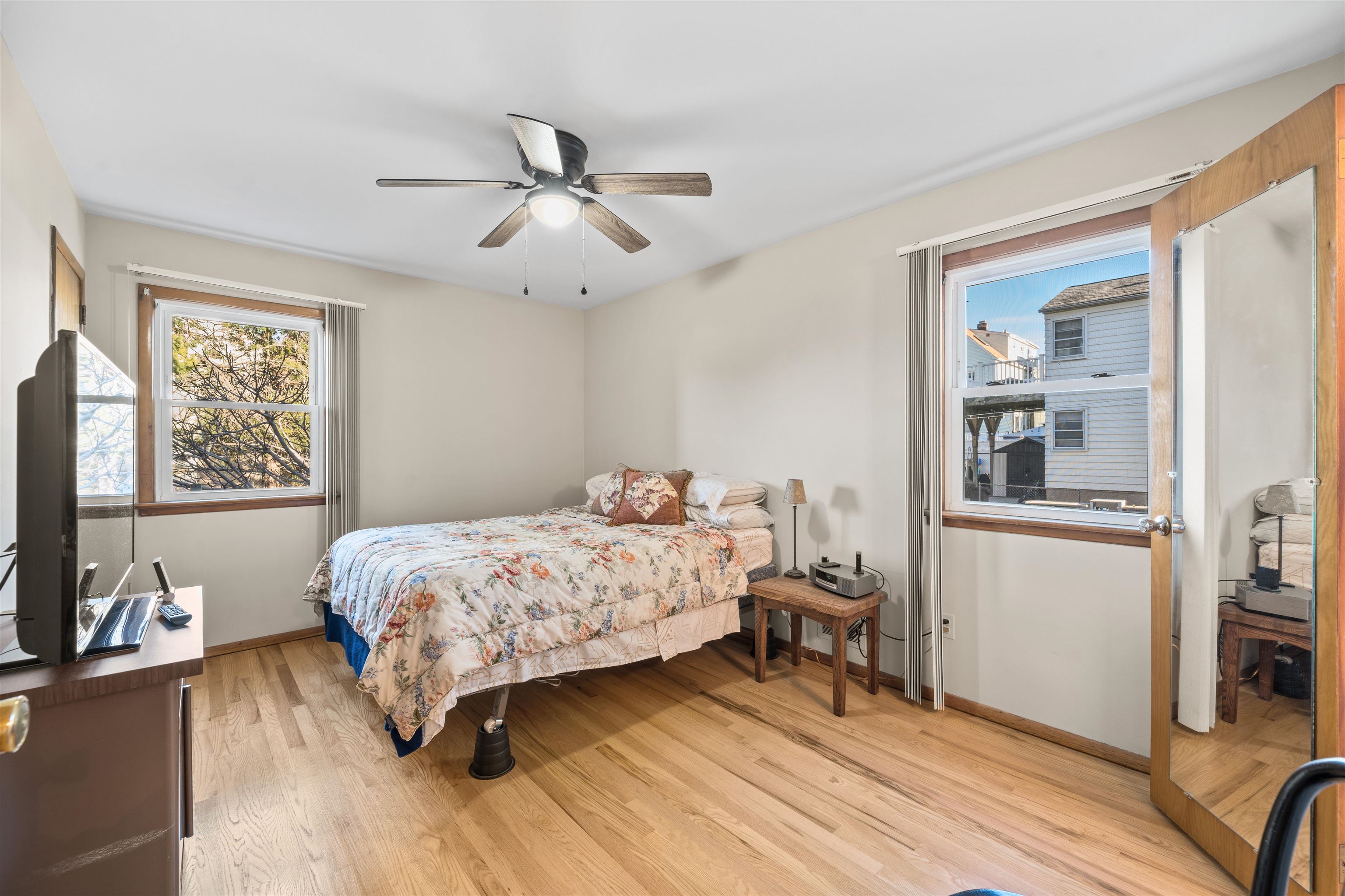 185 West 3rd Street, Unit 1 Bayonne, NJ 07002 - Photo 7 of 17
