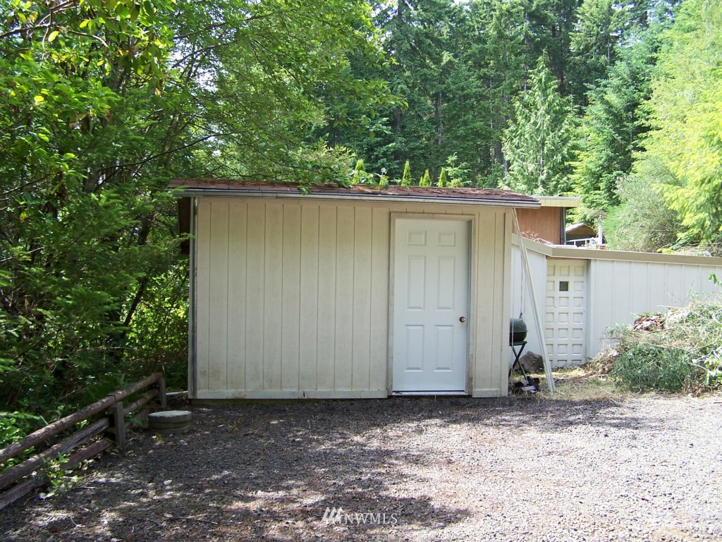 2890 East Phillips Lake Loop Road Shelton, WA 98584 - Photo 14 of 15 Gallery Image 14